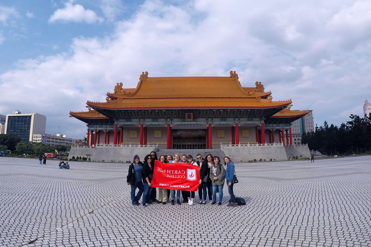 <a href='http://8jr.m-y-c.net'>全球十大赌钱排行app</a>的学生在中国学习.